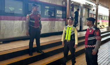 Patroli Dialogis Sat Samapta Polres Ciamis Perkuat Rasa Aman di Kawasan Stasiun Ciamis