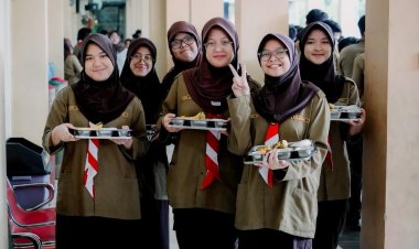 SPPG Polri Mulai Terapkan Sistem Prasmanan, Perdana di Pejaten